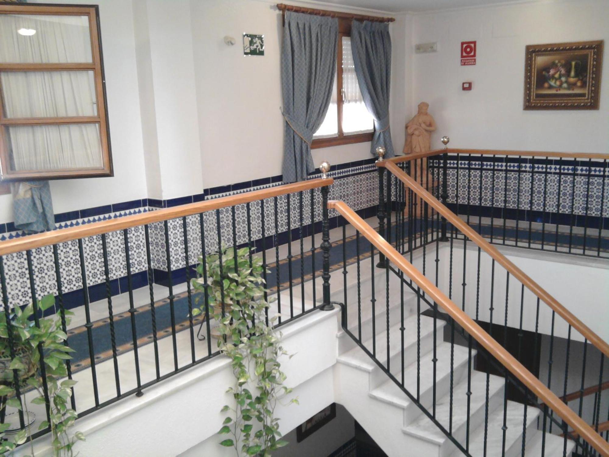 Hotel Mairena ไมเรนา เดล อัลกอร์ ภายนอก รูปภาพ