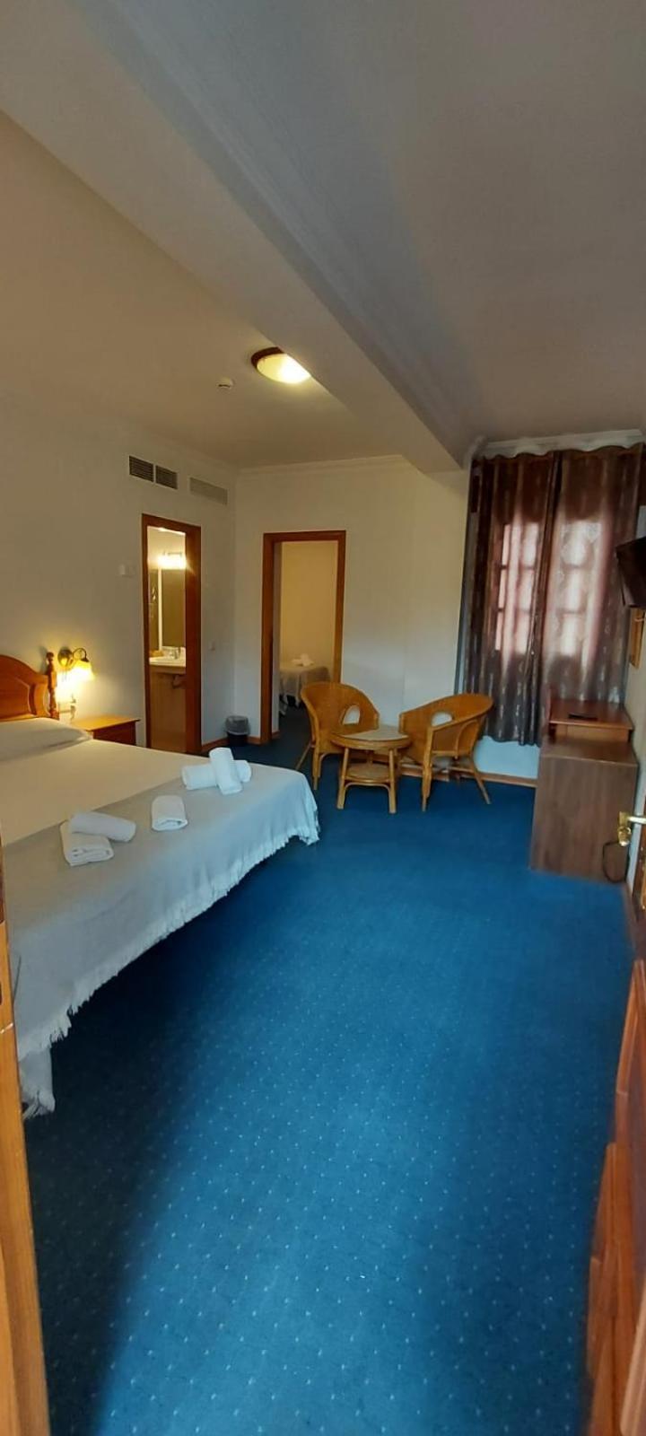 Hotel Mairena ไมเรนา เดล อัลกอร์ ภายนอก รูปภาพ